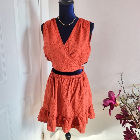 ZARA OPENWORK EMBROIDERED TERRACOTTA DRESS - Picture 2 of 16